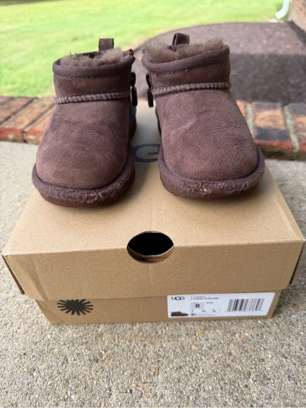 UGG Chestnut Classic Ultra Mini Boots